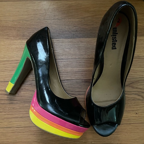 UNLISTED Carry With You 👠 Women’s Platforms - Picture 4 of 6